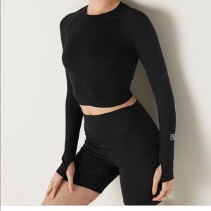 Pink By Victoria Seamless Workout Cropped Crew Size L Black